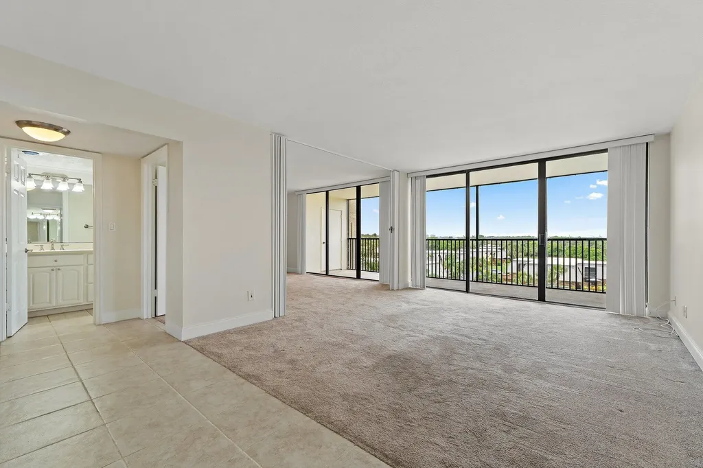1605 S Us Highway 1 Jupiter FL 33477