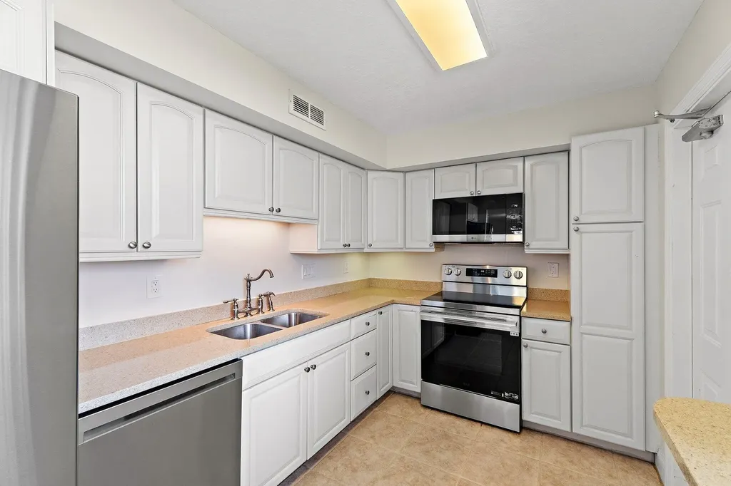 1605 S Us Highway 1 Jupiter FL 33477