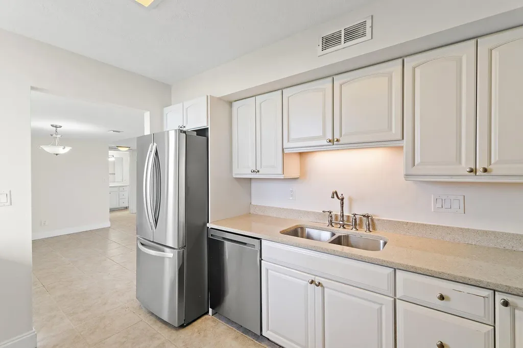 1605 S Us Highway 1 Jupiter FL 33477