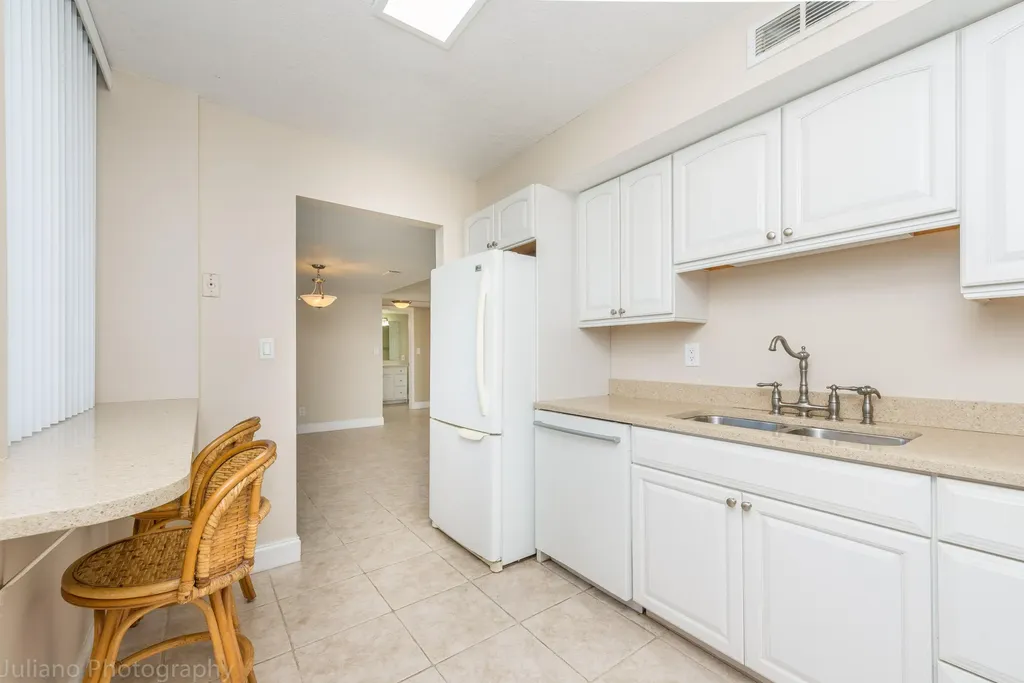 1605 S Us Highway 1 Jupiter FL 33477