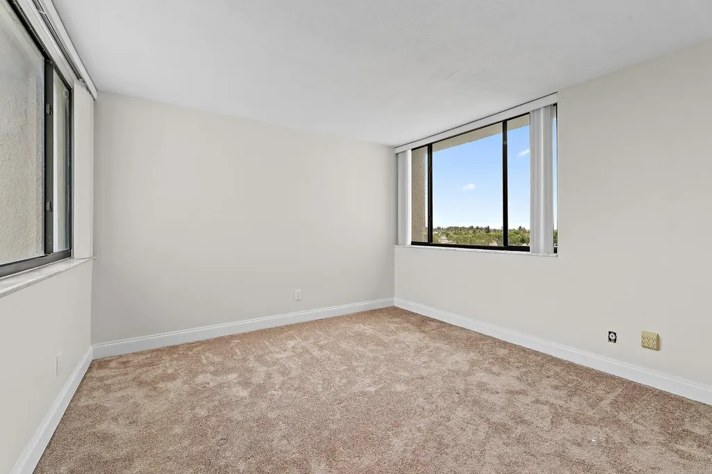 1605 S Us Highway 1 Jupiter FL 33477