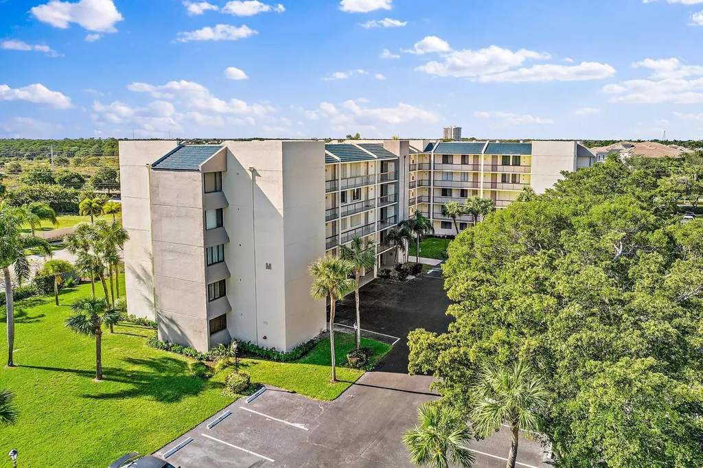 1605 S Us Highway 1 Jupiter FL 33477