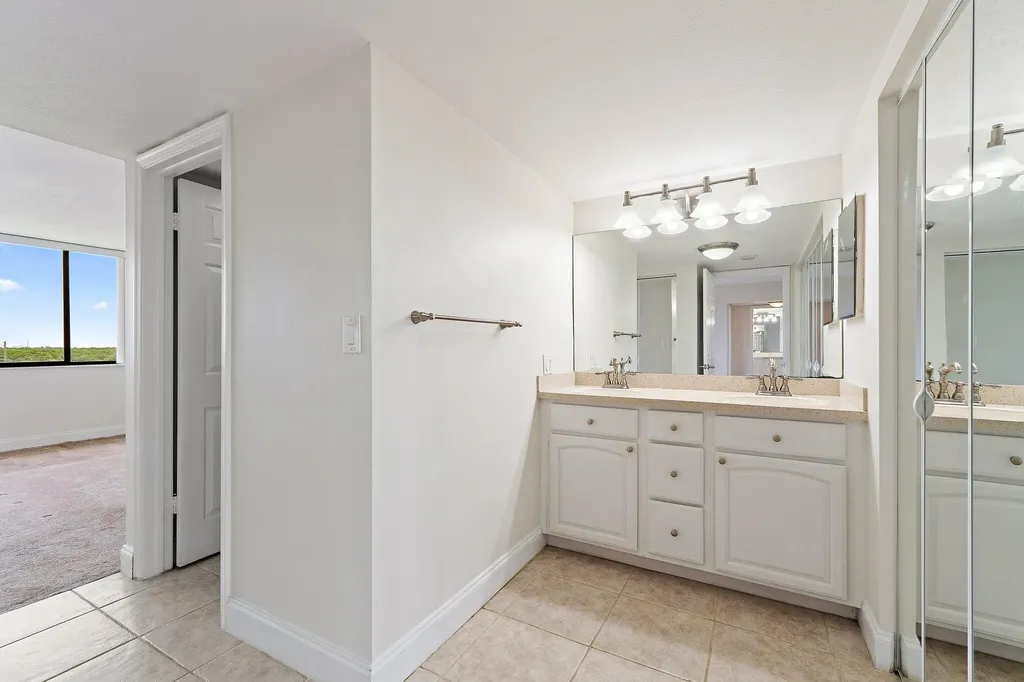 1605 S Us Highway 1 Jupiter FL 33477