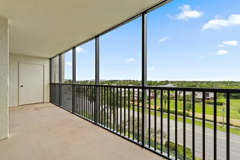 1605 S Us Highway 1 Jupiter FL 33477