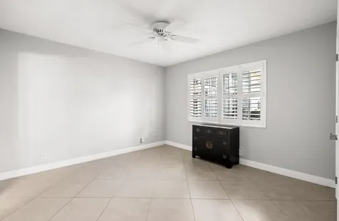 1940 NE 2nd Avenue Wilton Manors FL 33305