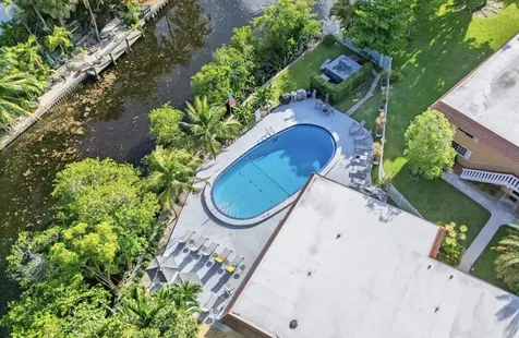 1940 NE 2nd Avenue Wilton Manors FL 33305