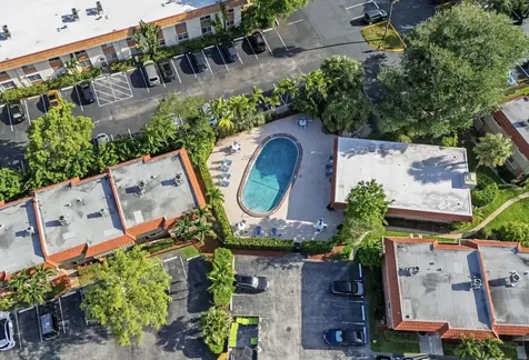 1940 NE 2nd Avenue Wilton Manors FL 33305
