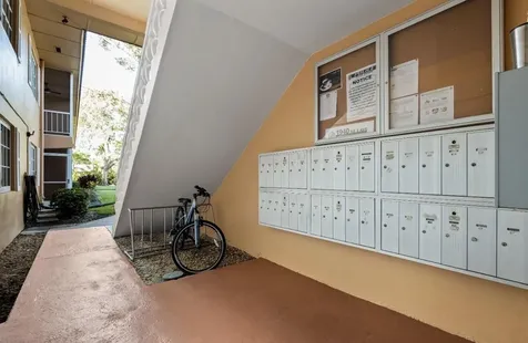 1940 NE 2nd Avenue Wilton Manors FL 33305