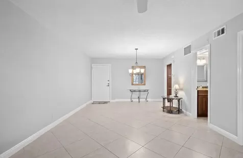 1940 NE 2nd Avenue Wilton Manors FL 33305