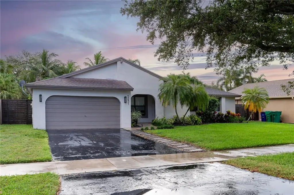 5231 SW 115th Avenue Cooper City FL 33330