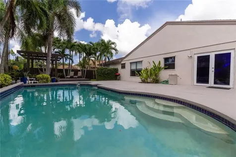 5231 SW 115th Avenue Cooper City FL 33330