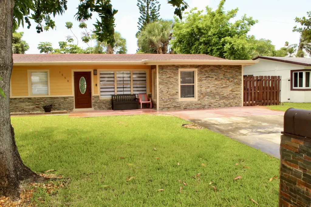 1558 NE 30th Street Pompano Beach FL 33064