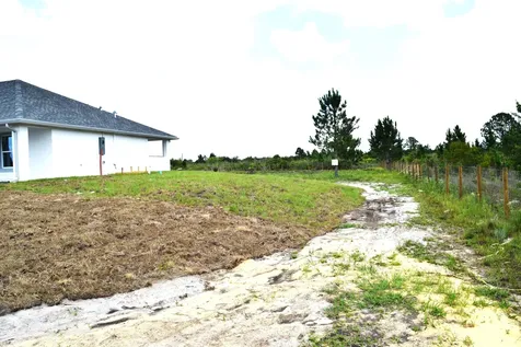18121 NW 272nd Street Okeechobee FL 34972