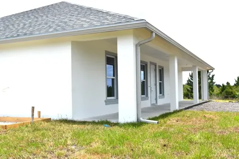 18121 NW 272nd Street Okeechobee FL 34972
