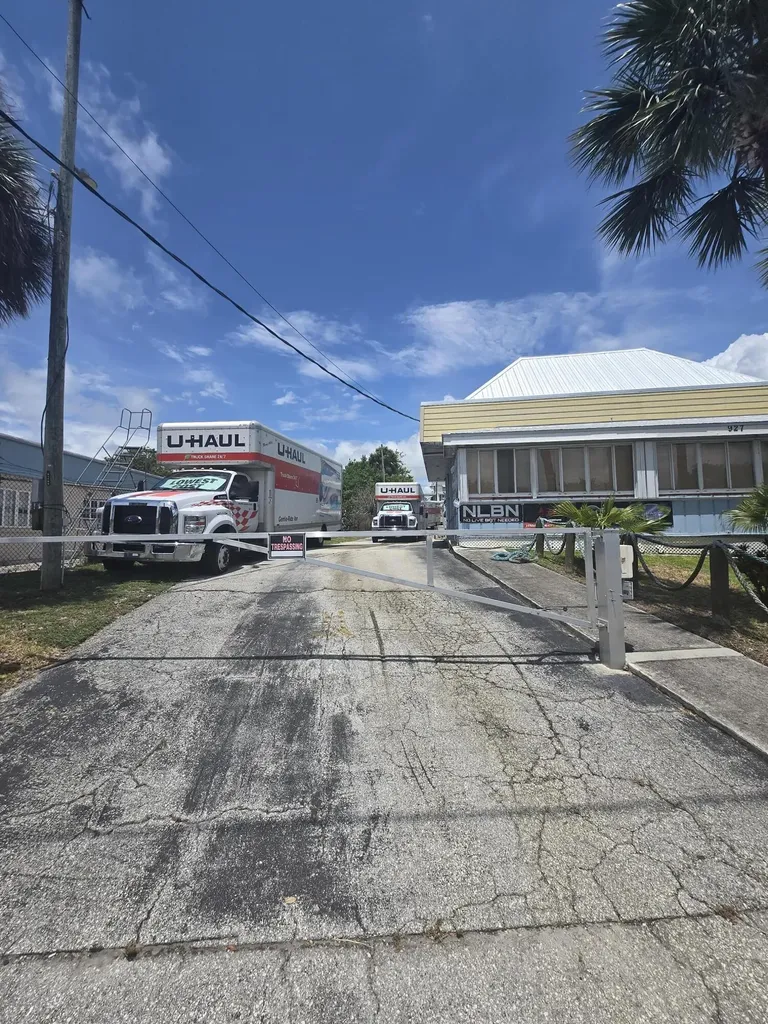 927 N Us Highway 1 Fort Pierce FL