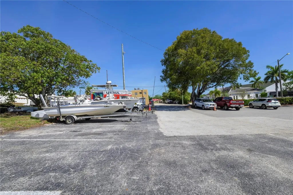 927 N Us Highway 1 Fort Pierce FL