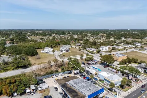 927 N Us Highway 1 Fort Pierce FL