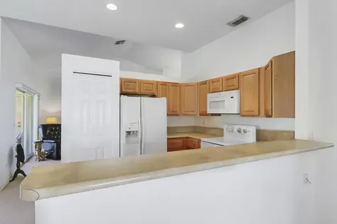 547 SW Butler Avenue Port St Lucie FL 34983