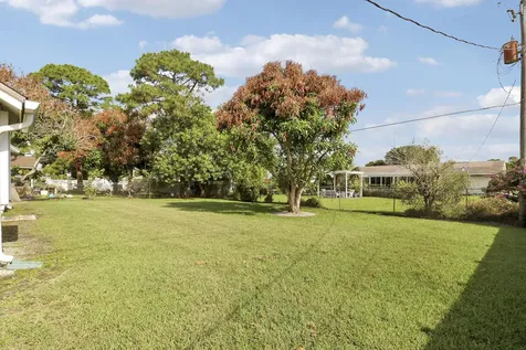 547 SW Butler Avenue Port St Lucie FL 34983