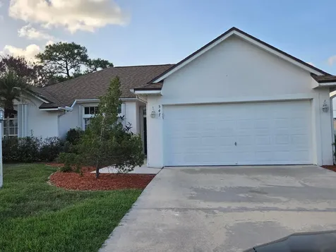 547 SW Butler Avenue Port St Lucie FL 34983