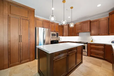 978 Greenwood Road Weston FL 33327
