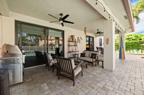 978 Greenwood Road Weston FL 33327