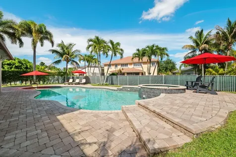 978 Greenwood Road Weston FL 33327