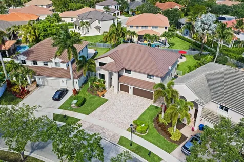 978 Greenwood Road Weston FL 33327