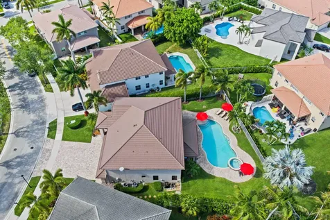 978 Greenwood Road Weston FL 33327