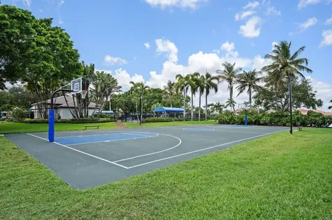 978 Greenwood Road Weston FL 33327