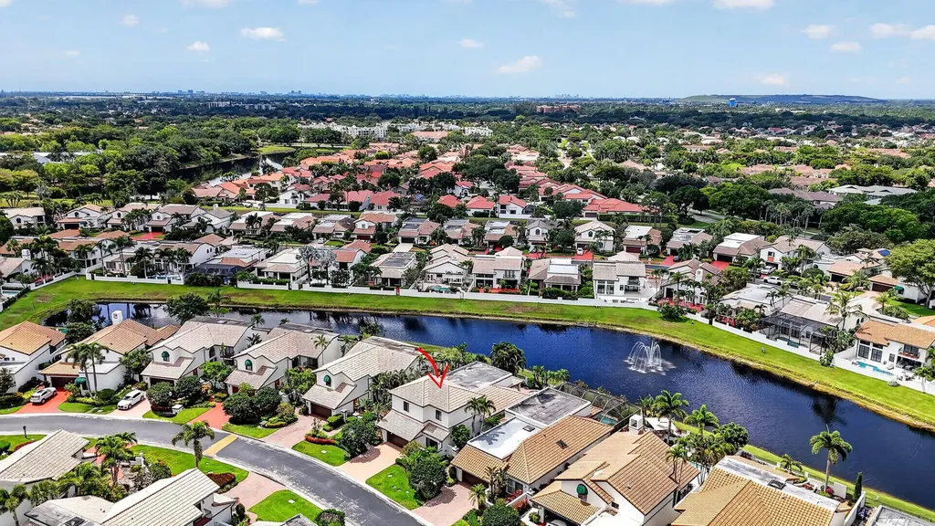 6502 Via Benita Boca Raton FL 33433