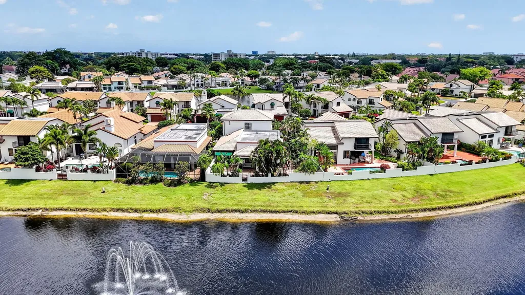 6502 Via Benita Boca Raton FL 33433