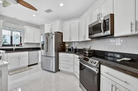 6502 Via Benita Boca Raton FL 33433
