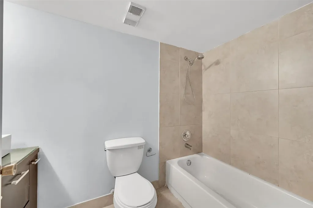 796 NW 91st Terrace Plantation FL 33324