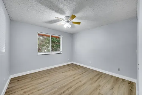 796 NW 91st Terrace Plantation FL 33324