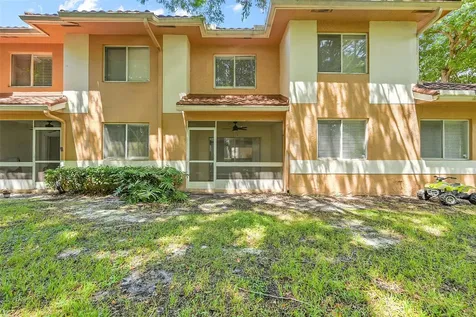 796 NW 91st Terrace Plantation FL 33324
