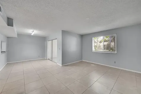 796 NW 91st Terrace Plantation FL 33324