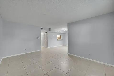 796 NW 91st Terrace Plantation FL 33324