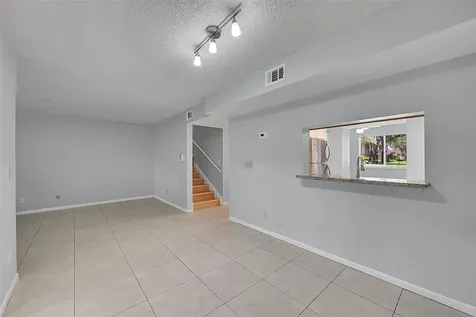 796 NW 91st Terrace Plantation FL 33324
