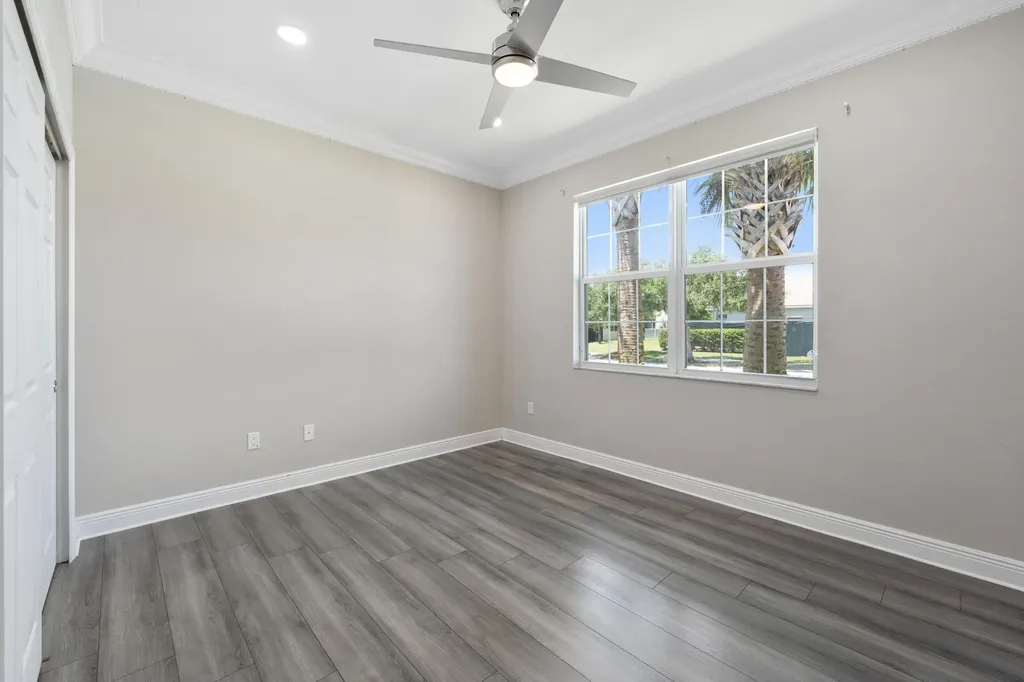 1600 NW Vivanco Street Port St Lucie FL 34986