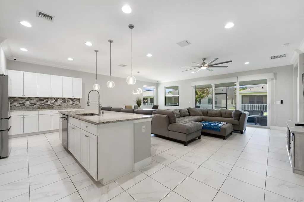 1600 NW Vivanco Street Port St Lucie FL 34986