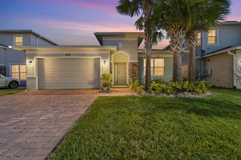 1600 NW Vivanco Street Port St Lucie FL 34986