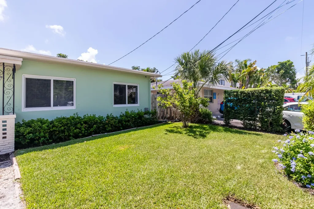 836 NE 17th Terrace Fort Lauderdale FL 33304