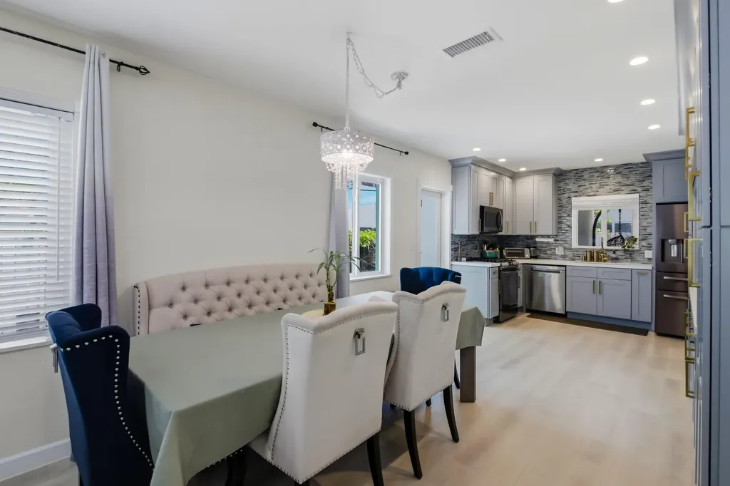 836 NE 17th Terrace Fort Lauderdale FL 33304