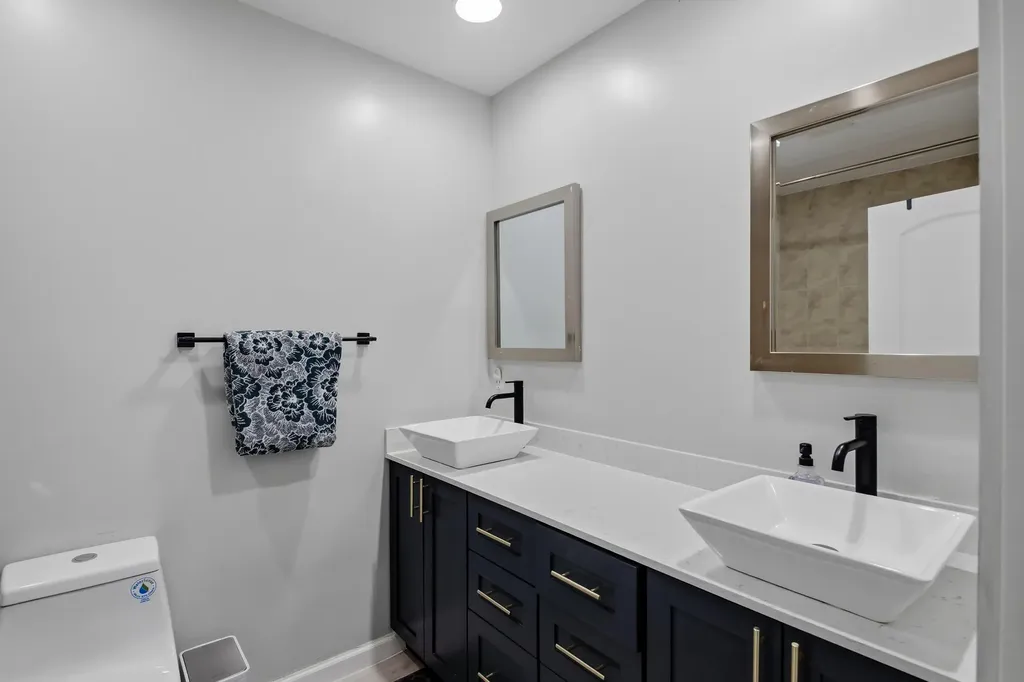 836 NE 17th Terrace Fort Lauderdale FL 33304