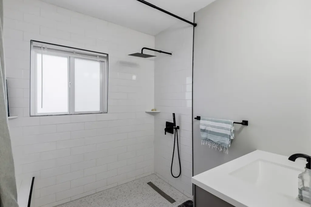 836 NE 17th Terrace Fort Lauderdale FL 33304