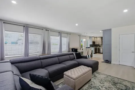 836 NE 17th Terrace Fort Lauderdale FL 33304