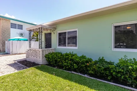 836 NE 17th Terrace Fort Lauderdale FL 33304