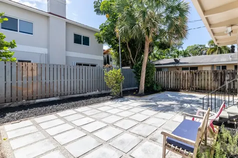 836 NE 17th Terrace Fort Lauderdale FL 33304