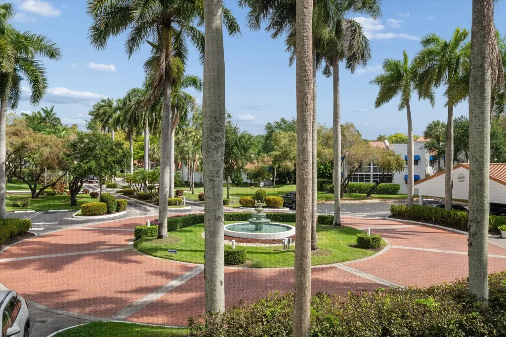 4112 W Palm Aire Drive Pompano Beach FL 33069